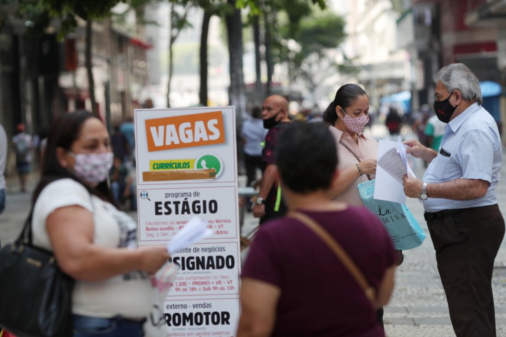 Brasil cria 280 mil empregos formais em maio o 5º mês seguido de alta