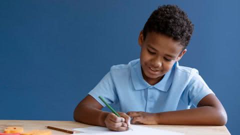 Prefeitura de Santos oferece reforço escolar nas férias de julho; saiba como se inscrever - Imagem: reprodução Freepik