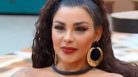 Jenny Miranda, ex-nora de Gretchen, é socorrida no litoral de SP; entenda - Imagem: reprodução Twitter