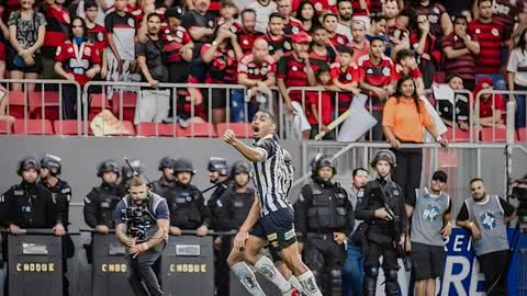 Nos dois últimos jogos, o Peixe tem vencido a luta contra o rebaixamento - Imagem: Instagram