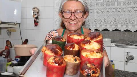 Oficina de panetone em Santos pode ser uma oportunidade de aumentar a renda familiar - Imagem: reprodução Prefeitura de Santos / Marcelo Martins