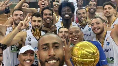 Basquete santista garante bicampeonato paulista da 1ª Divisão - Imagem: reprodução Prefeitura de Santos