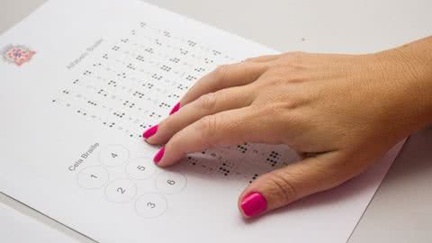 O desafio envolvia uma tabela do alfabeto - Imagem: Prefeitura de São Vicente