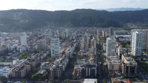 Refis tem descontos de quase 50% em Guarujá; saiba detalhes - Imagem: reprodução Prefeitura de Guarujá