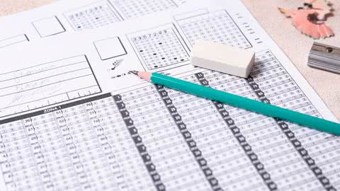 Prefeitura de Praia Grande abre concurso público; saiba como se inscrever - Imagem: Reprodução/Freepik