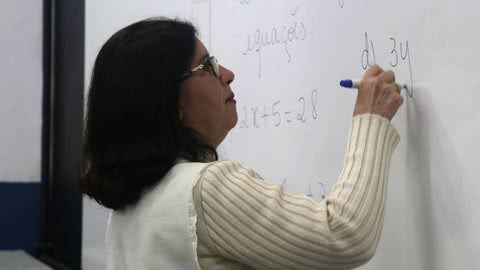 Guarujá fará rematrícula dos alunos do EJA até esta sexta-feira - Imagem: Reprodução/Prefeitura de Guarujá