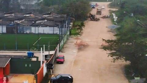 O Serviço de Atendimento Móvel de Urgência (Samu) foi acionado para socorrer a idosa - Imagem: Redes Sociais