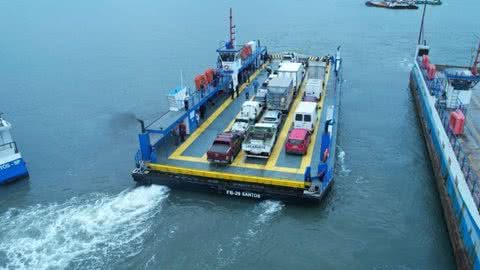 Os dados de demanda de veículos apontam crescimento constante no número de motocicletas que utilizaram as travessias em regiões do litoral - Imagem: Divulgação