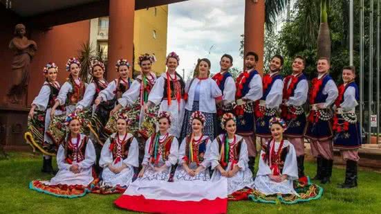 Grupo cultural polonês Wesoly Dom - Imagem: Reprodução/Instagram/@expogaucha_santos