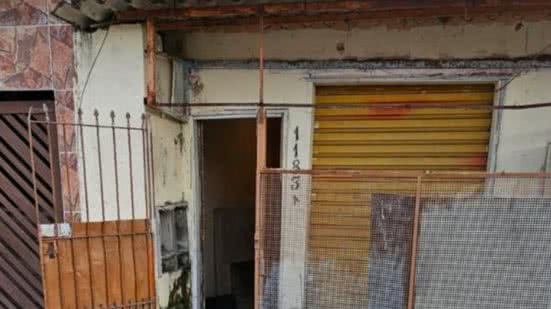 Casa abandonada que armazenava entorpecentes - Imagem: Reprodução/Polícia Civil