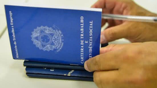 Desemprego no Brasil cai para 6,6% e atinge menor nível em 12 Anos - Imagem: Reprodução/ Marcello Casal Jr/ Agência Brasil