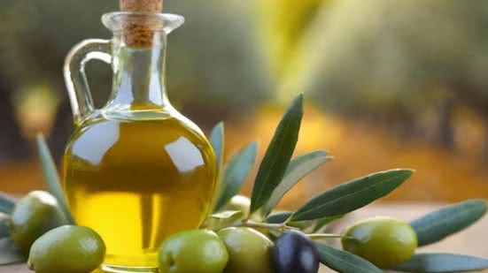 Saiba quais são as marcas de azeite proibida - Imagem: Reprodução/Freepik