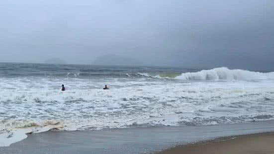 Moradores e turistas precisam estar atentos à balneabilidade - Imagem: Divulgação