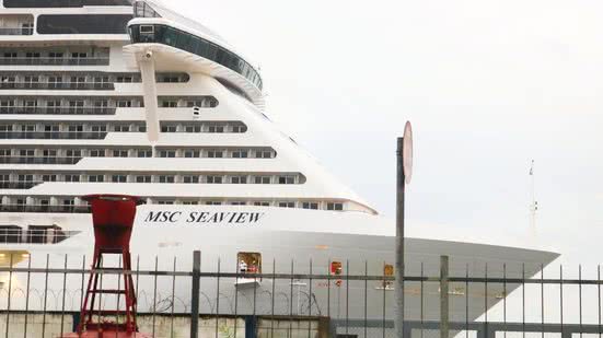 MSC Seaview conta com 20 decks, 72 metros de altura e 323 metros de comprimento - Imagem: Prefeitura de Santos