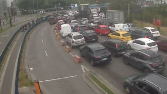 Travessia Santos-Guarujá: balsas retornam e reduzem tempo de espera - Imagem: Divulgação/ Departamento Hidroviário