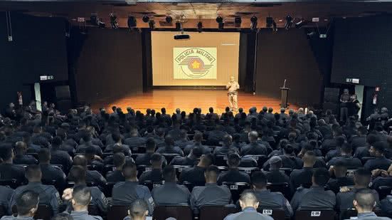 Recepção dos agentes - Imagem: Reprodução/ Prefeitura Municipal de Guarujá