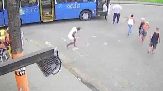 Samu foi acionado, mas a vítima morreu no local - Imagem: Divulgação/ Costa Norte