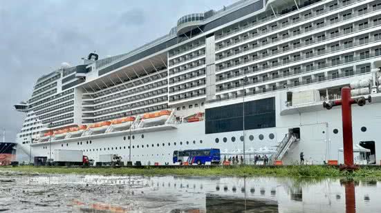 A agência nacional de vigilância sanitária - a Anvisa - informou que uma equipe de saúde fez testes nos passageiros após eles apresentarem sintomas da doença - Imagem: Vanessa Rodrigues/ AT
