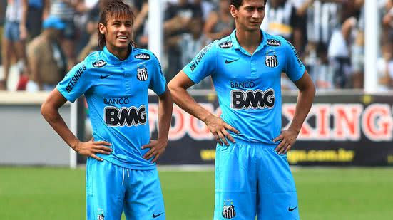 A nova fornecedora precisará pensar em como refazer o modelo sem copiar o que já foi colocado à venda - Imagem: Reprodução/ Sergio Barzaghii/Gazeta Press