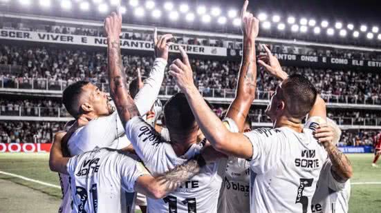 Craque Neymar foi substituído aos 23 minutos do segundo tempo - Imagem: Instagram/ @santosfc