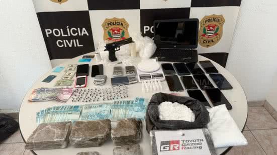 Os suspeitos foram autuados e encaminhados à cadeia pública, enquanto as investigações continuam para desarticular a organização criminosa - Imagem: Reprodução/ Polícia Civil