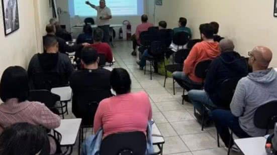 Santos receberá inscrições para curso de motoristas profissionais até terça-feira; saiba como participar - Imagem: Reprodução/Instagram
