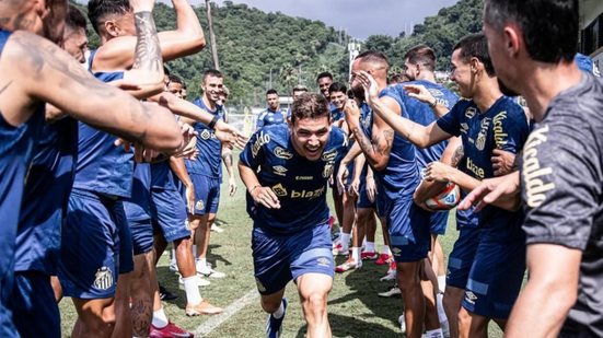 O Santos Futebol Clube joga contra o Bahia na segunda rodada do Campeonato Brasileiro, mas Neymar não participará devido a cuidados com sua recuperação - Imagem: Instagram/ @deividwashington_