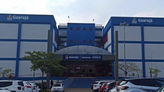 Proposta foi discutida em assembleia realizada entre Sindicatos que concordaram com o percentual indicado - Imagem: Reprodução | Prefeitura de Guarujá