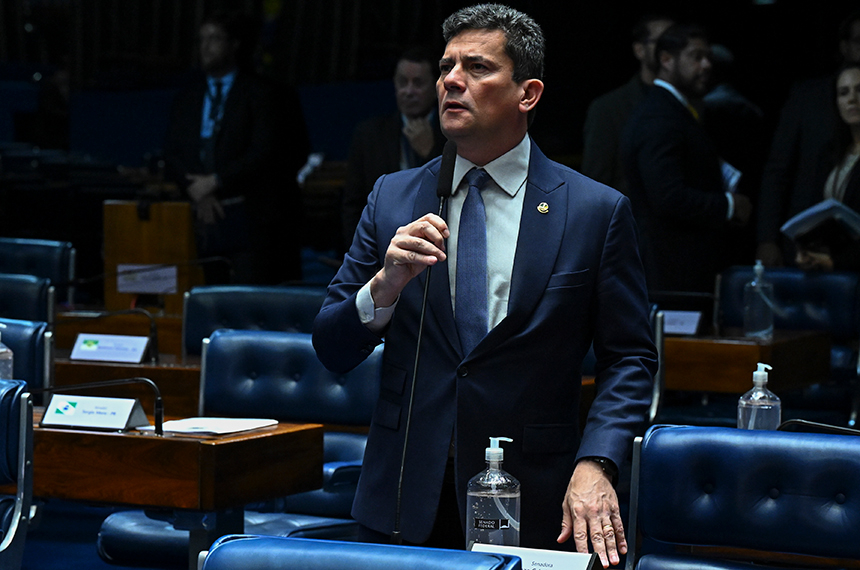 Plenário ratifica fim da cobrança de roaming no Mercosul — Senado Notícias
