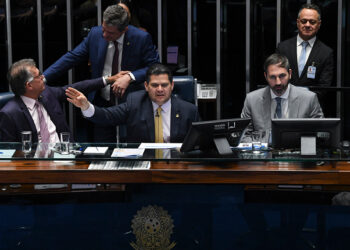 Senado cria CPI da Adultização para investigar crimes contra menores — Senado Notícias