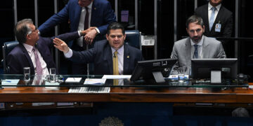 Senado cria CPI da Adultização para investigar crimes contra menores — Senado Notícias