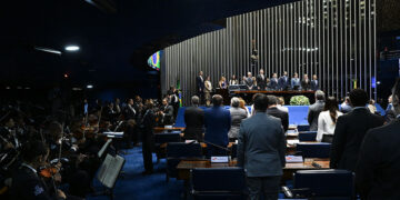 Congresso faz sessão solene para celebrar os 100 anos do Grupo Globo — Senado Notícias