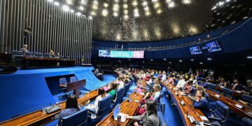 Senadores cobram legislação mais dura contra casos de feminicídio — Senado Notícias