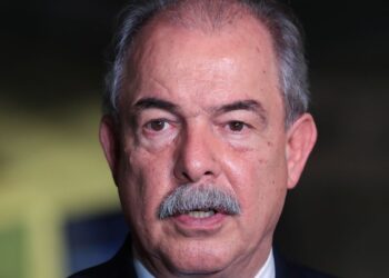 Tarifaço: BNDES vai “entrar forte” no apoio a empresas, diz Mercadante