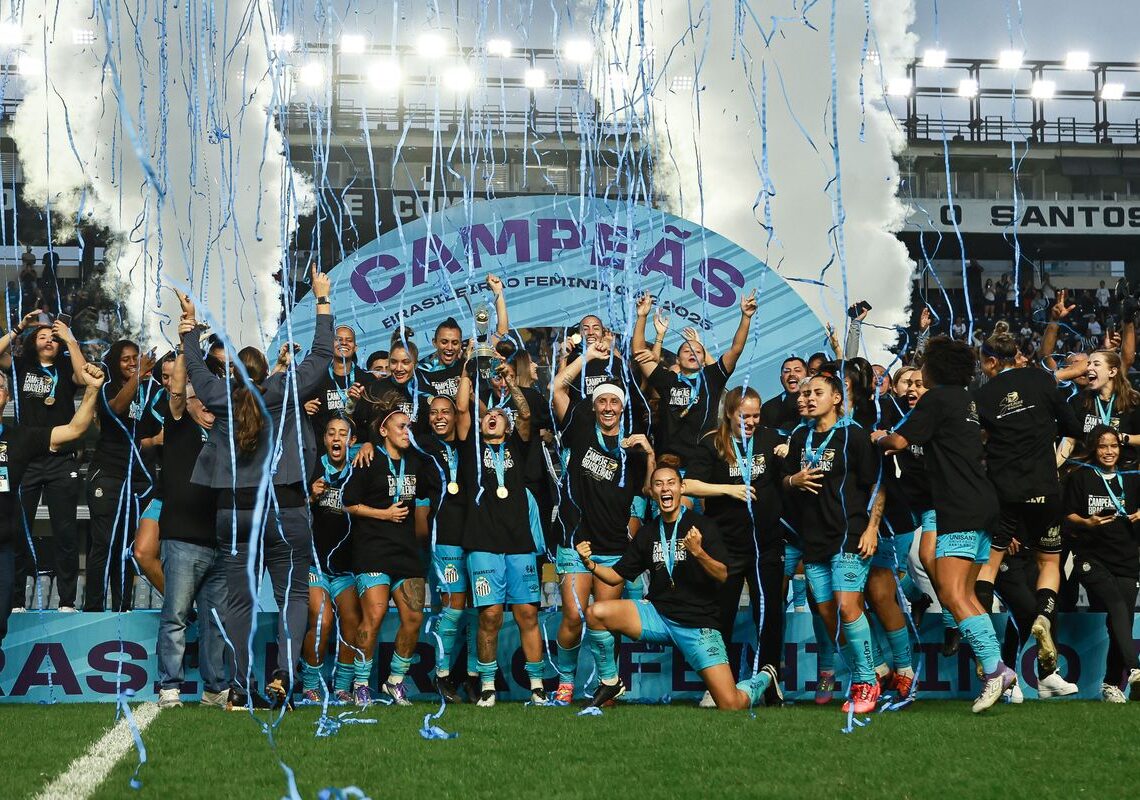 Santos busca empate com Botafogo e conquista Brasileirão Feminino A2