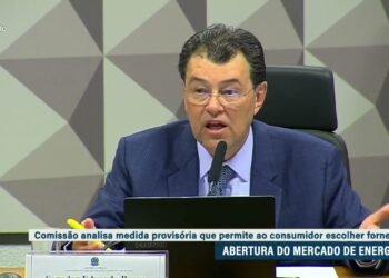 Congresso começa a analisar a medida provisória do setor elétrico — Senado Notícias