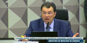 Congresso começa a analisar a medida provisória do setor elétrico — Senado Notícias