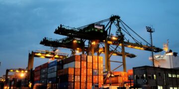 Exportações, emprego e investimentos tendem a recuar devido a tarifaço