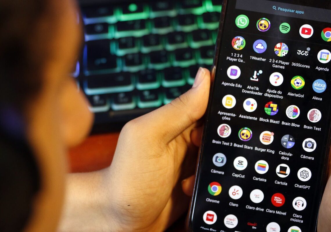 Motta: adultização é tema que saiu das telas e ganhou as ruas