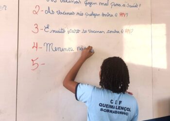 Vacina do HPV avança no público-alvo, mas precisa resgatar mais velhos