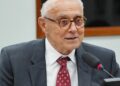 Suplicy passa mal e é internado em Maricá