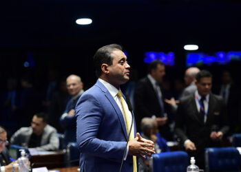 Limite de oito anos a inelegibilidades está na pauta de terça do Plenário — Senado Notícias
