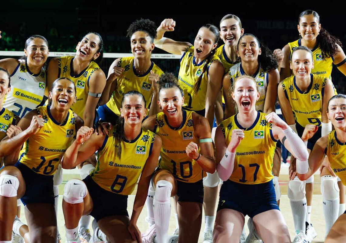 Vôlei: Brasil permanece com 100% de aproveitamento no Mundial