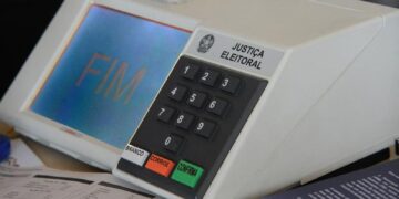 Com vetos, Lula sanciona limite para inelegibilidade por Ficha Limpa