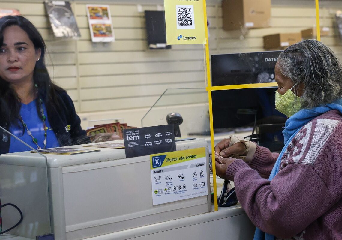 Pagamentos com cartão estão indisponíveis para serviços dos Correios