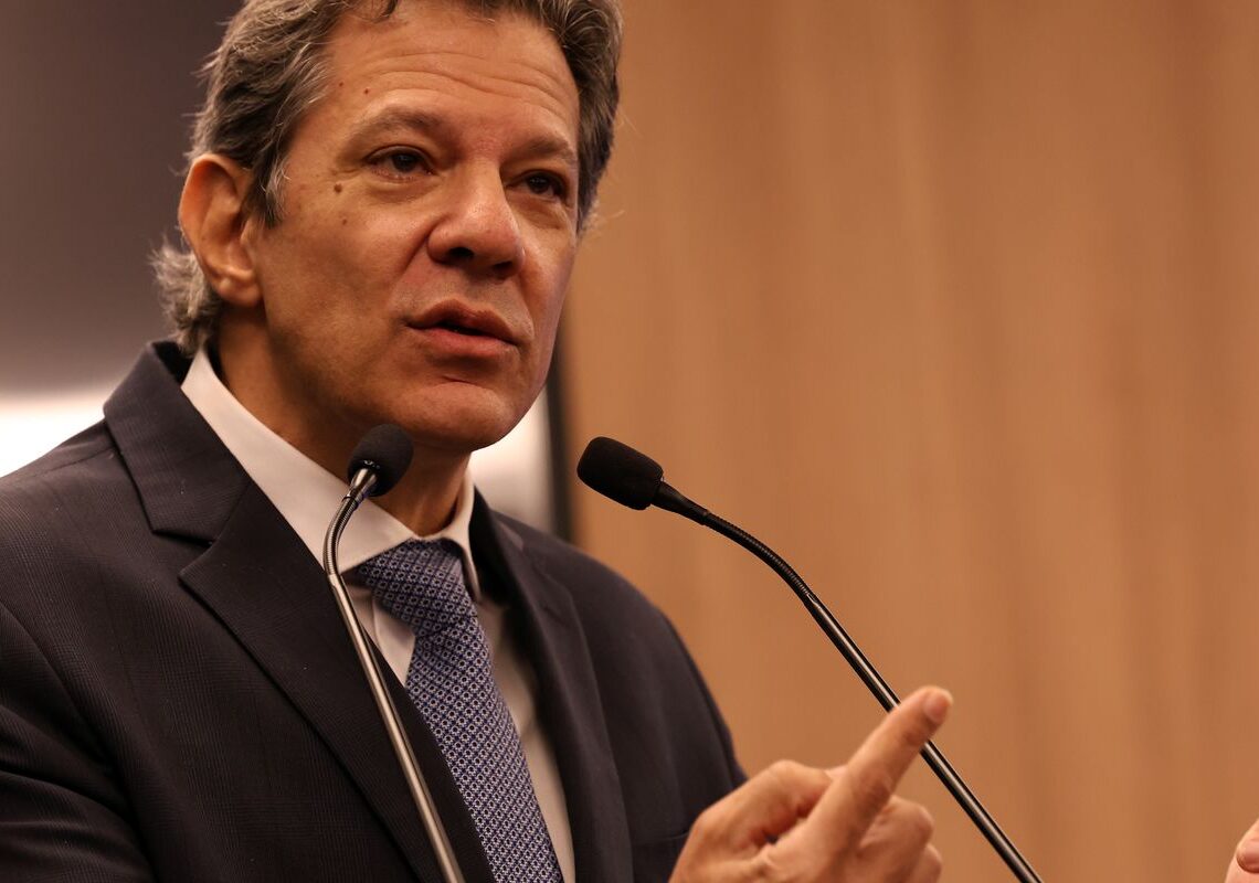 Haddad prevê queda dos juros “em breve” e 2026 “muito melhor”