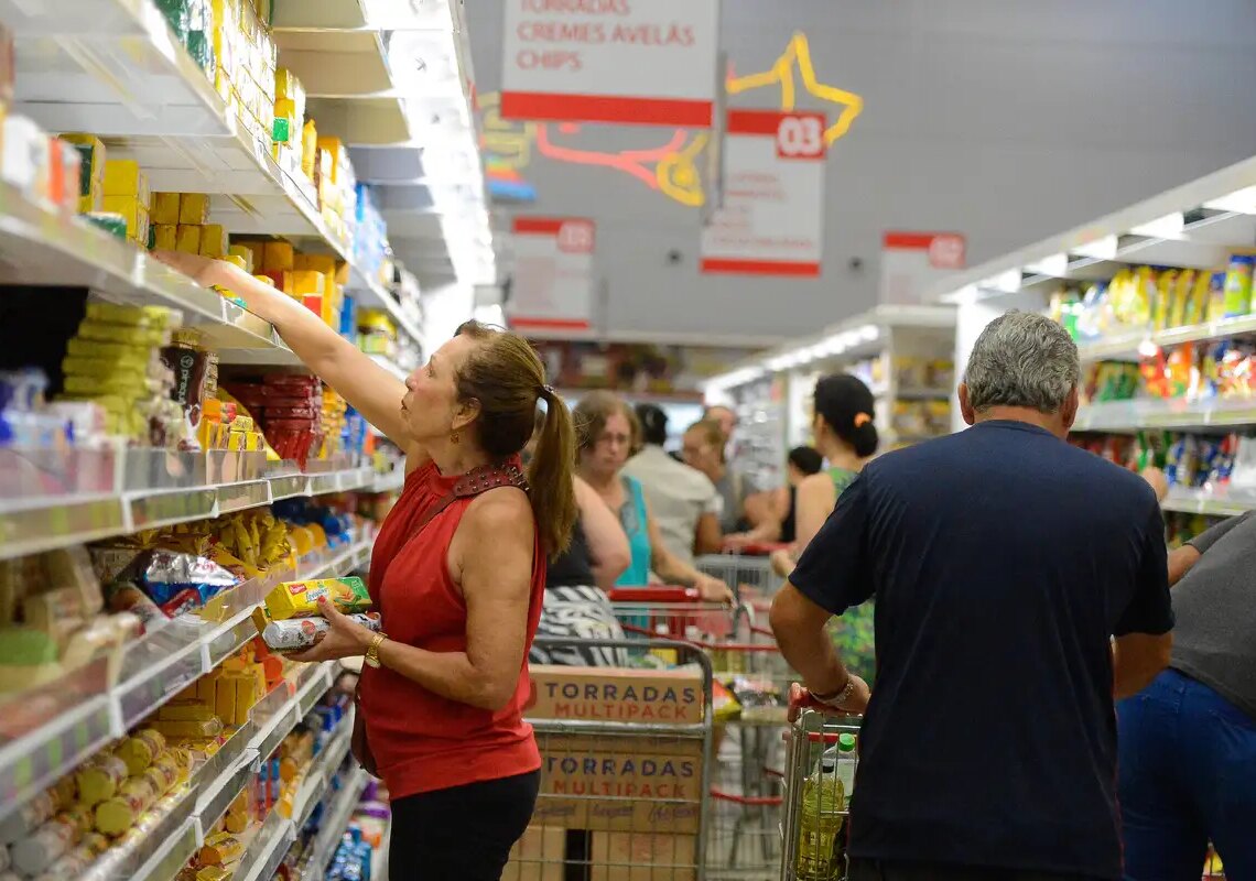 Mercado financeiro reduz previsão da inflação para 4,85%