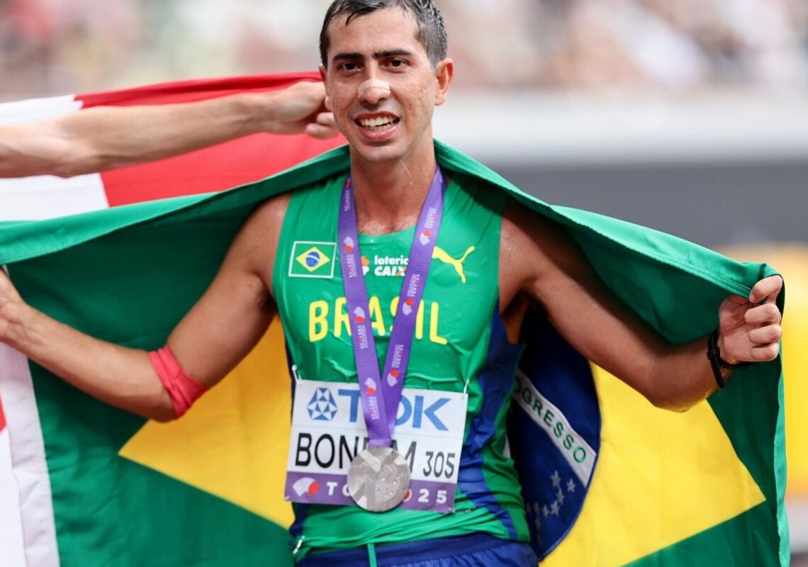 Caio Bonfim é prata na prova de 35 km do Mundial de Atletismo