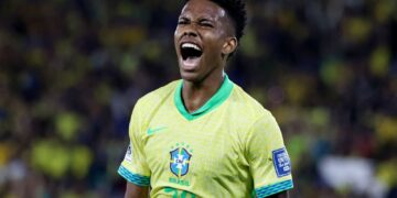Brasil joga bem no Maracanã e derrota Chile pelas Eliminatórias