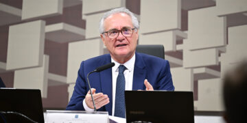 Projeto alternativo de isenção de IR será analisado pela CAE — Senado Notícias